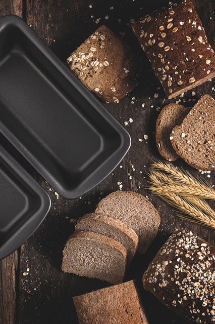 Tramontina Brasil 26cm 1.4L Graphite Aluminum Bread Mold with Starflon Max PFOA Free Nonstick Coating