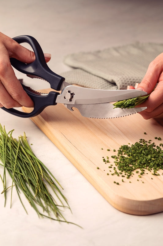 Tramontina Carving Scissors with Stainless-Steel Blades and Balck Polypropylene Handle, 8"