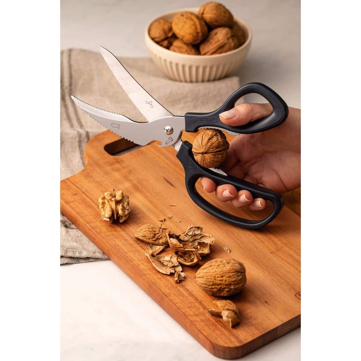 Tramontina Carving Scissors with Stainless-Steel Blades and Balck Polypropylene Handle, 8"