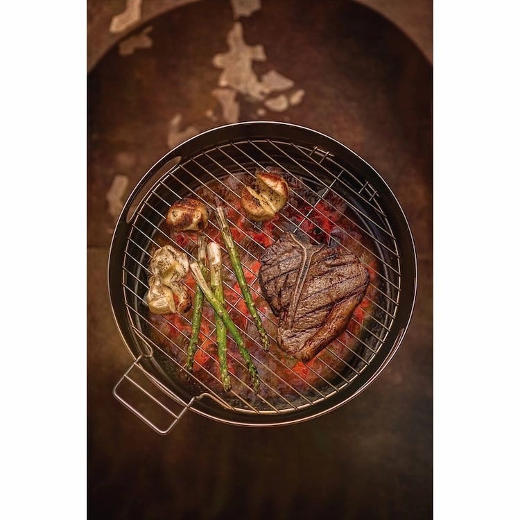 شواية فحم من الفولاذ المقاوم للصدأ من ترامونتينا TCP-400L مع صينية فحم من الفولاذ المطلي بالمينا