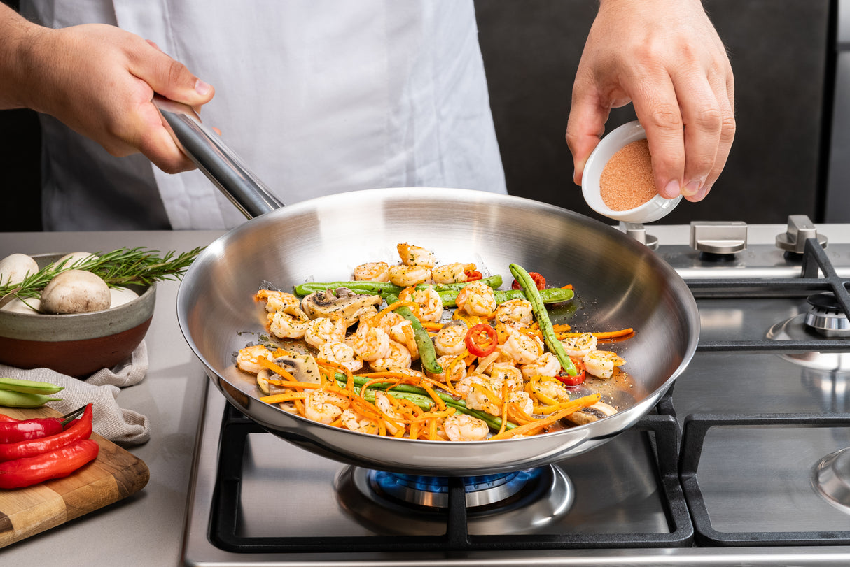 Tramontina Professional 30 cm 2.9 L shallow stainless steel frying pan with long handle and tri-ply base 62633300