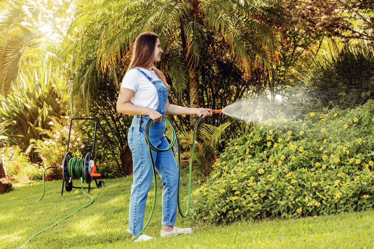 Tramontina Black Garden Hose Reel with Wheels store up to 55 meters of 1/2" hose