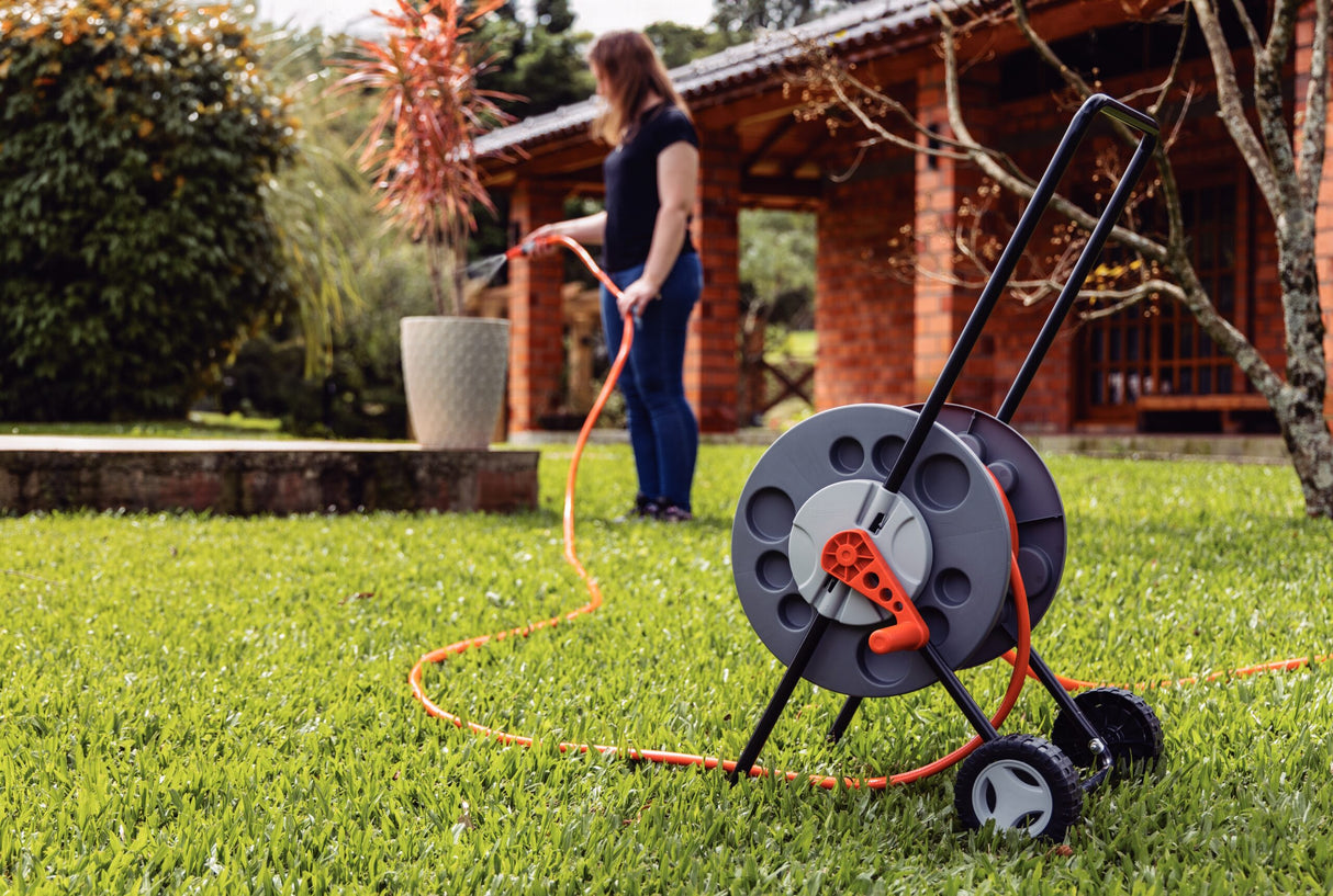 Tramontina Black Garden Hose Reel with Wheels store up to 55 meters of 1/2" hose