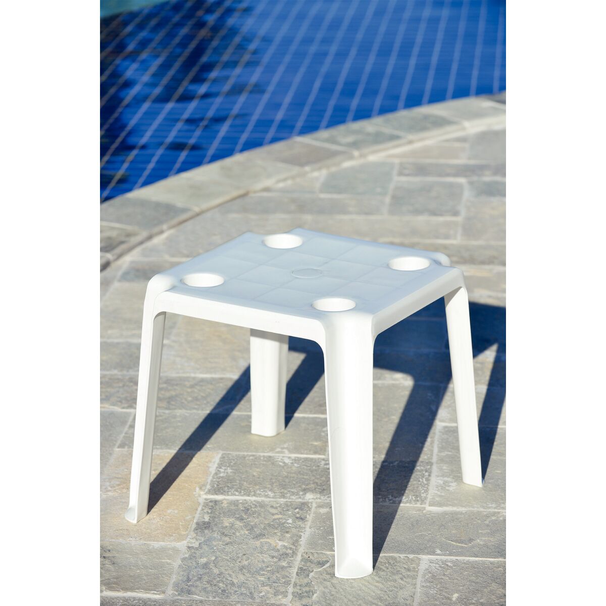 Tramontina Peruíbe White Polypropylene Side Table