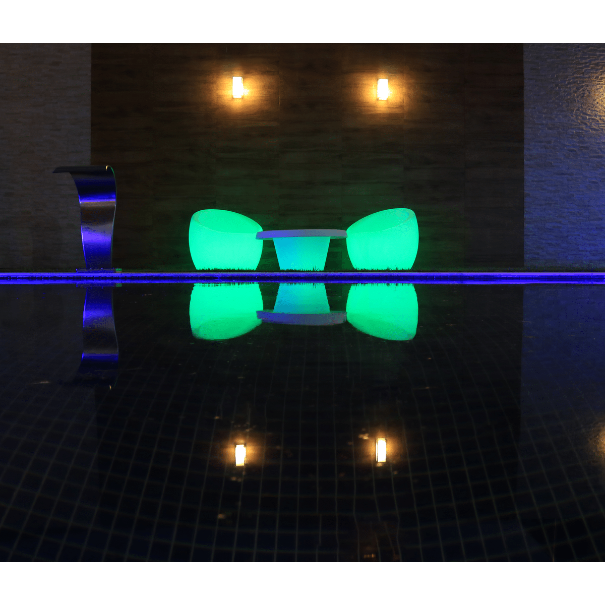 Cona Lumiere center Table