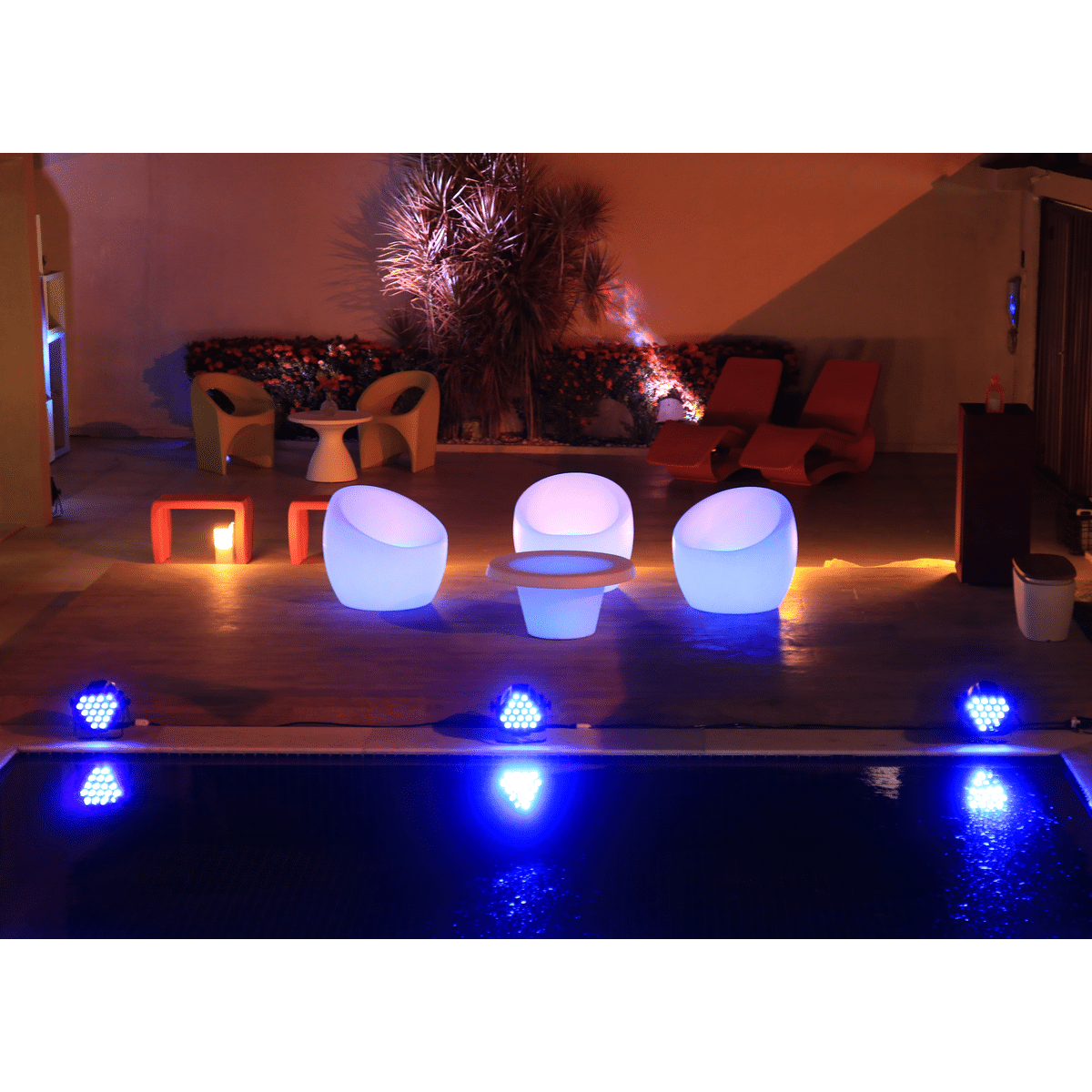 Cona Lumiere center Table