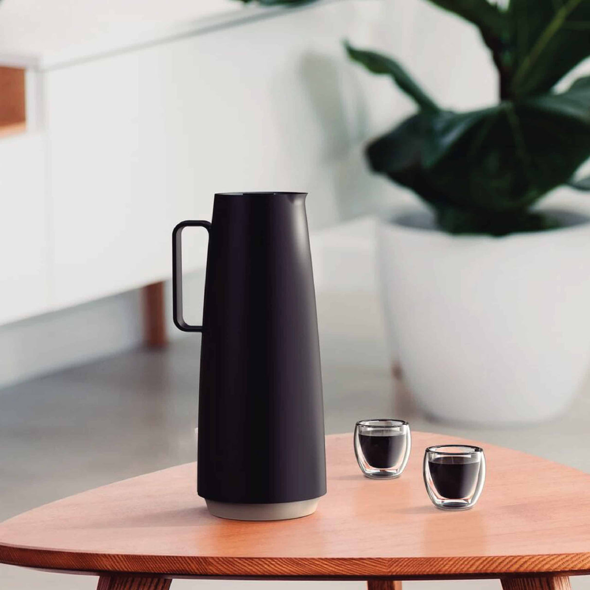 Tramontina Exata Black Polypropylene Thermal Pot with 1 L Glass Liner
