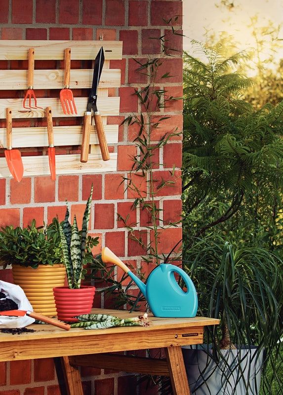 مجموعة أدوات الحديقة من ترامونتينا، مكونة من 3 قطع بمقبض خاص من الفولاذ الكربوني والخشب، تتضمن مجرفة حديقة + مجرفة زراعة + أداة حرث