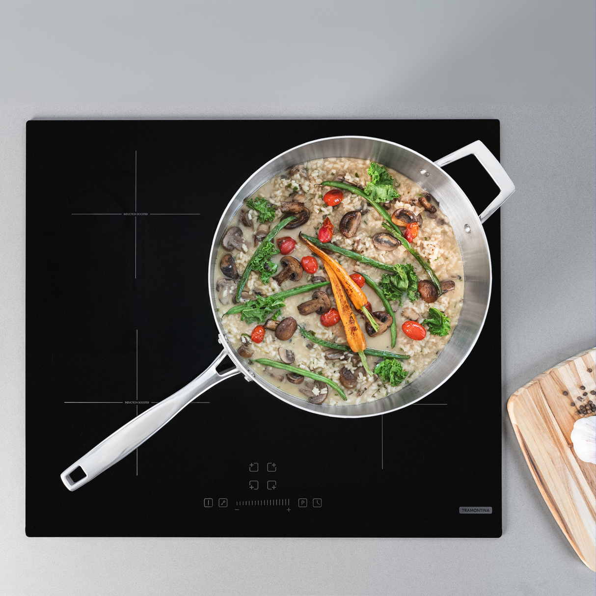 Tramontina Grano 30 cm 5.6 L stainless steel frying pan with tri-ply body, lid and long handle