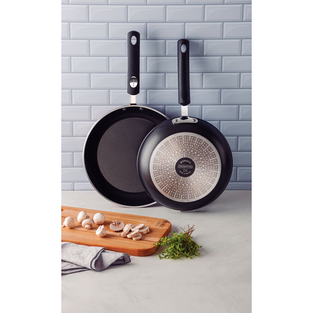 Tramontina Mônaco Induction Aluminum Frying Pan with Black Interior and Exterior Starflon Premium Nonstick Coating, 20 cm, 1 L