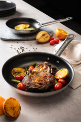 Tramontina Professional 20 cm 1.1 L shallow stainless steel frying pan with long handle, tri-ply base and interior non-stick coating 62633207