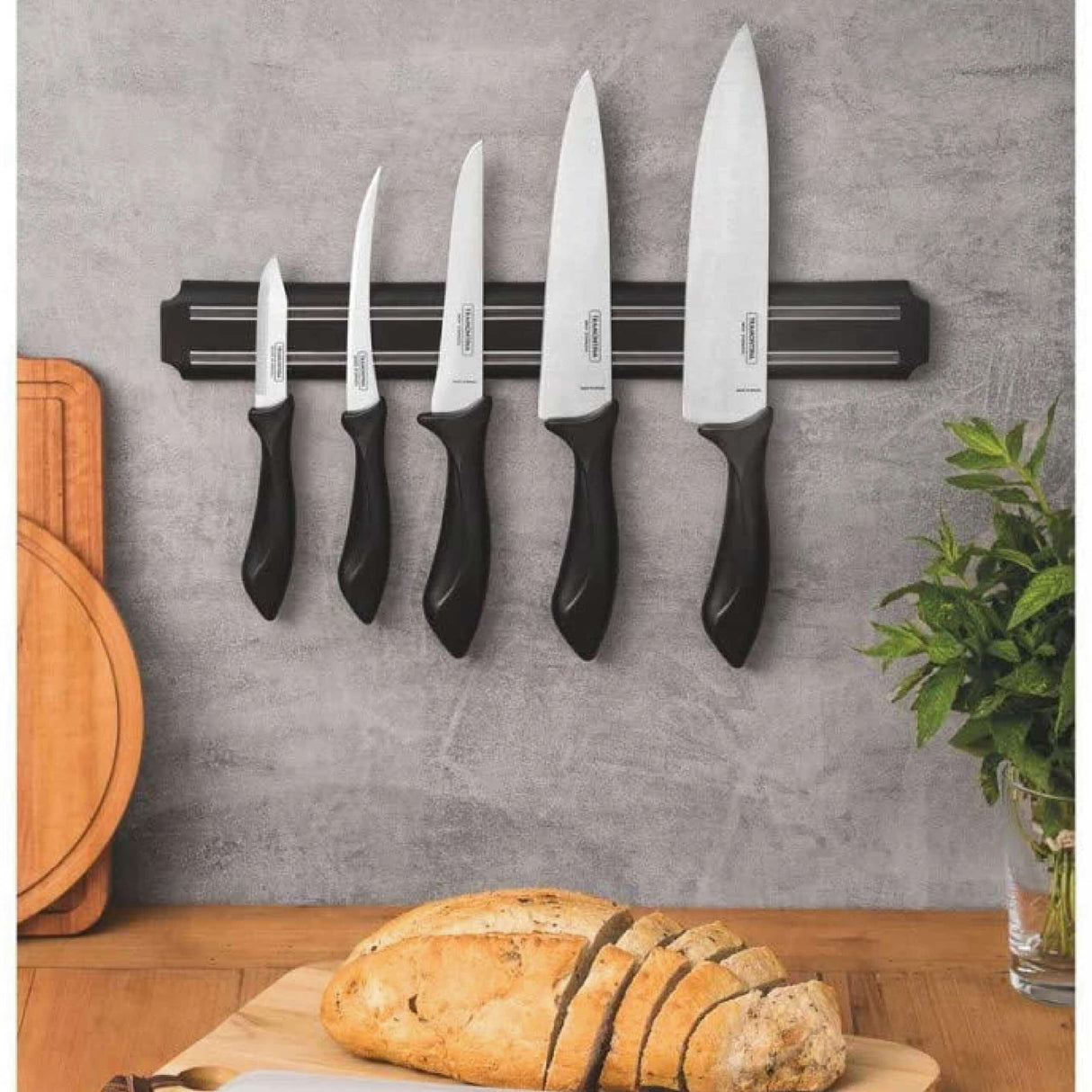 Tramontina Affilata 7 Pieces Magnetic Rack and Knife Set with Stainless Steel Blade and Black Polypropylene Handle